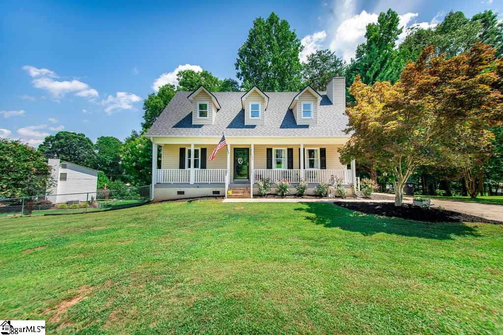 Property image 1 at 527 Hillandale Drive, Liberty, SC 29657-3824