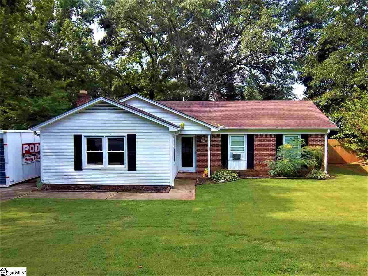 Property image 1 at 29 Charterhouse Avenue, Piedmont, SC 29673