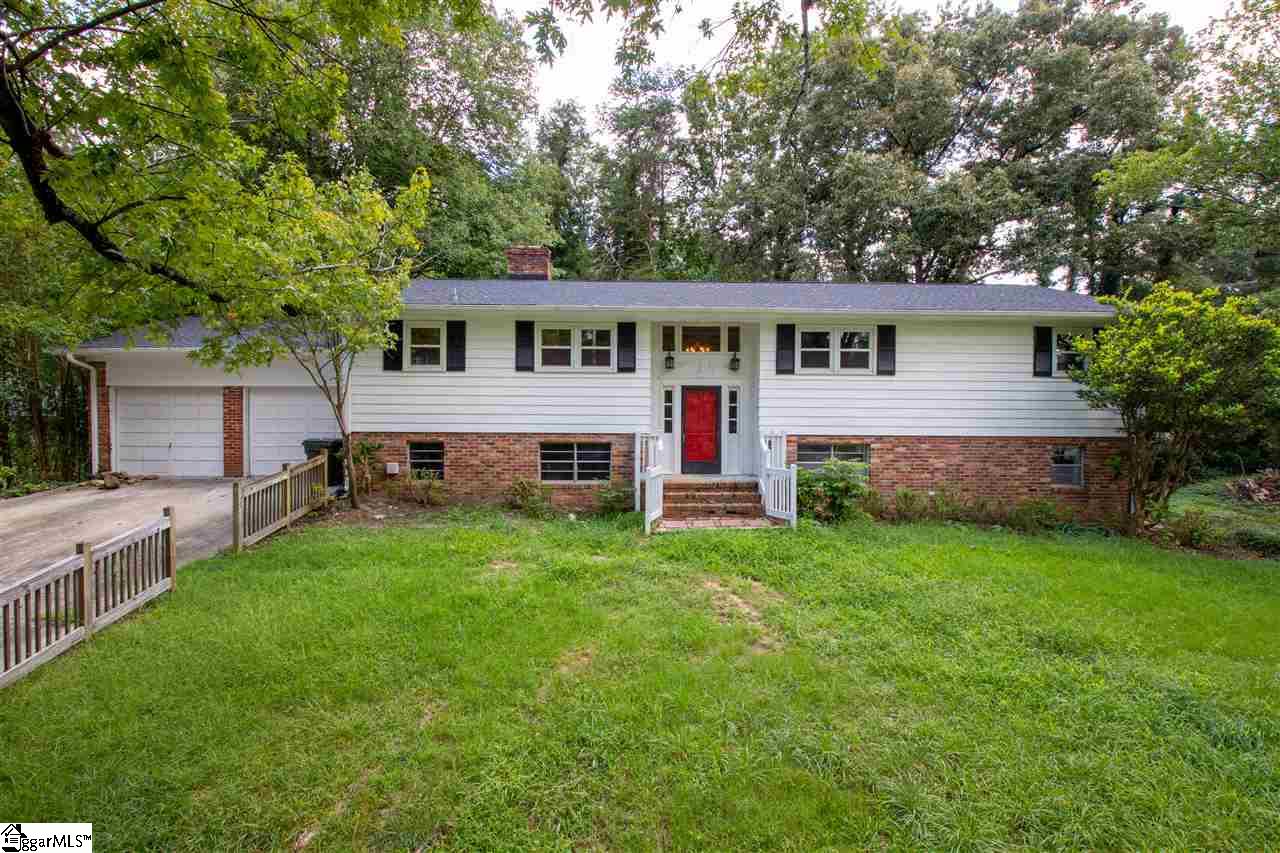 Property image 1 at 100 Ravensworth Road, Taylors, SC 29687