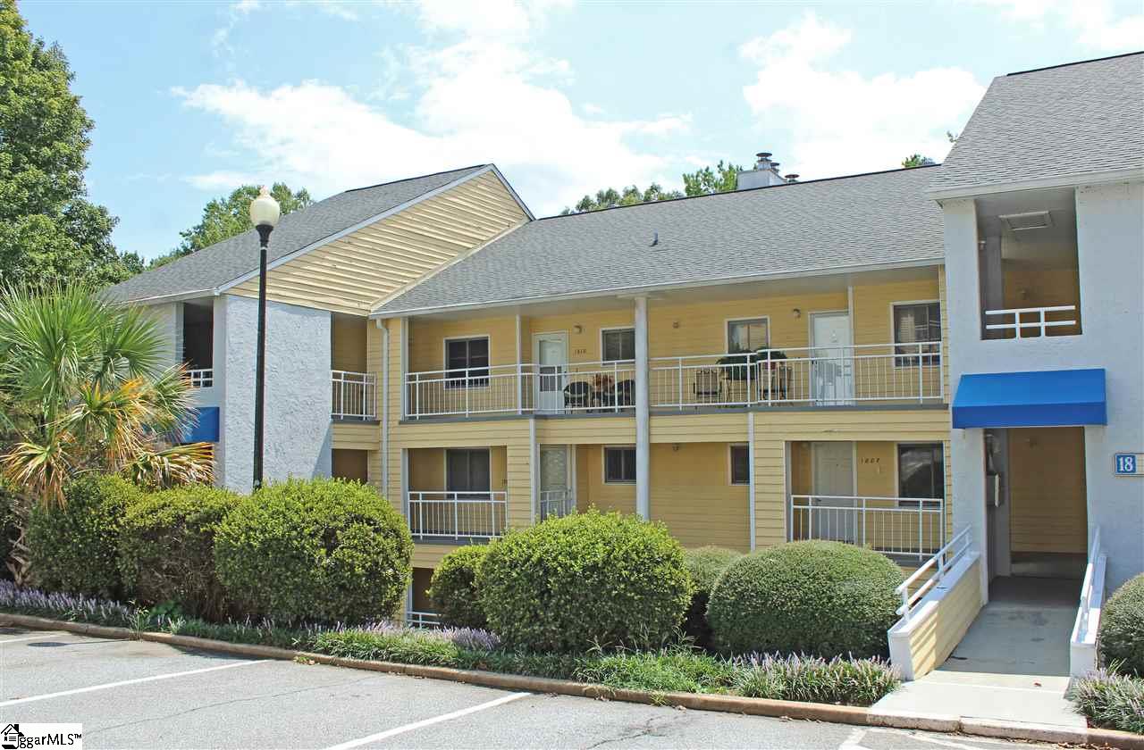 Property image 1 at 1810 Northlake Drive, Anderson, SC 29625