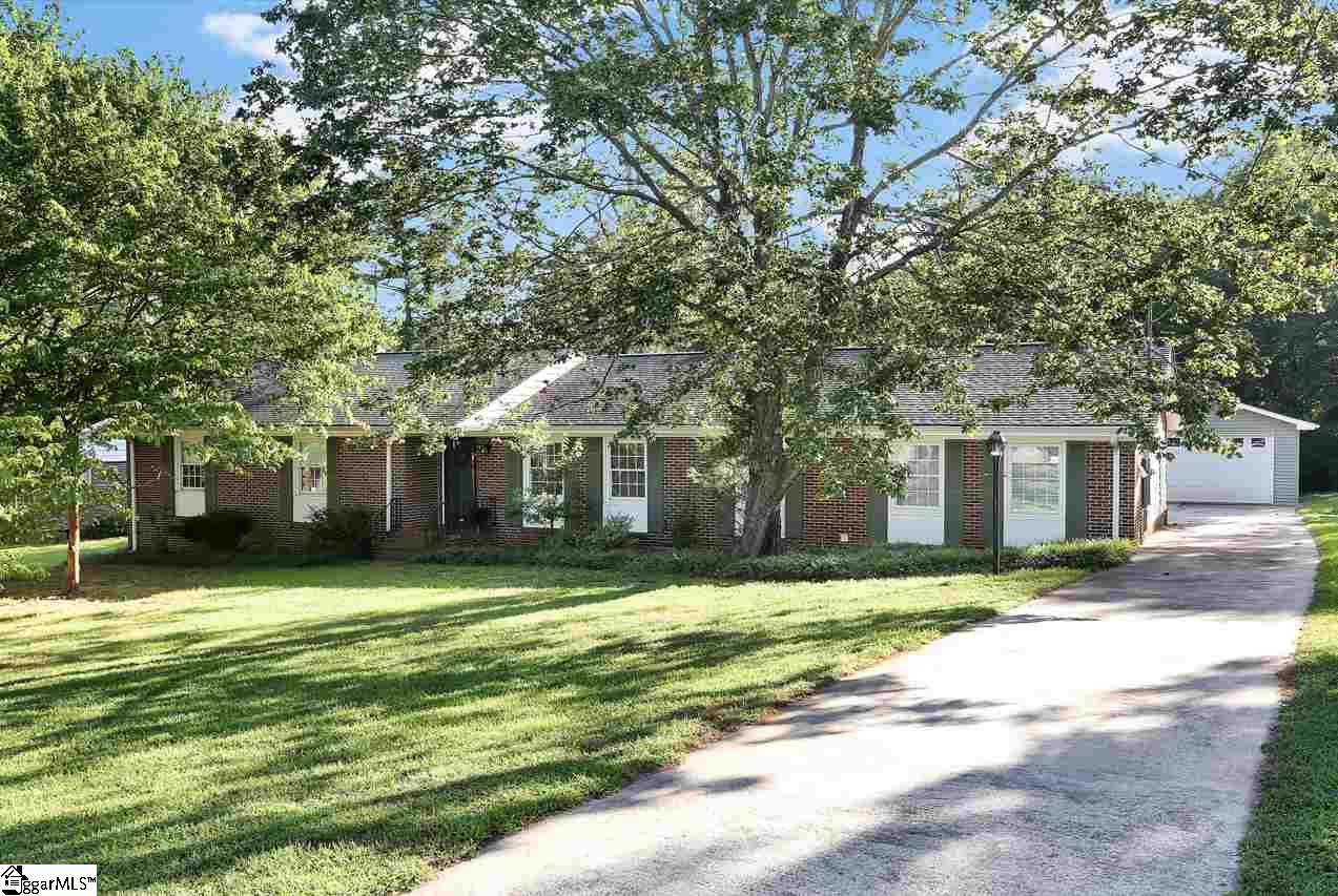 Property image 1 at 103 Howell Circle, Greenville, SC 29615