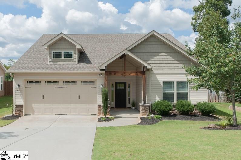 Property image 1 at 9 Gamesford Court, Simpsonville, SC 29680