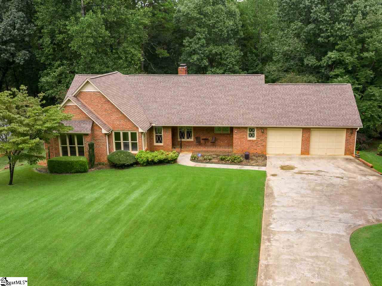 Property image 1 at 518 Lakewinds Boulevard, Inman, SC 29349