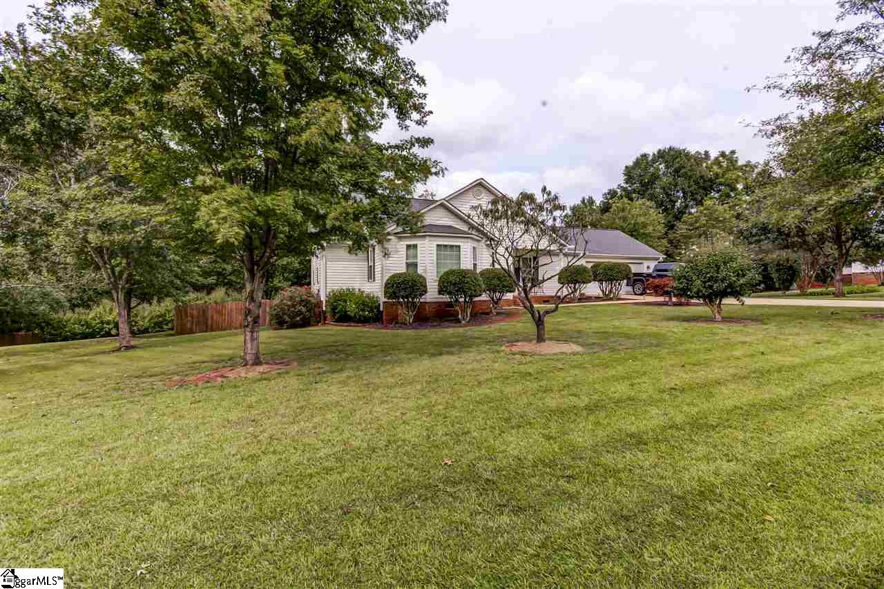 Property image 1 at 14 Otter Lane, Taylors, SC 29687