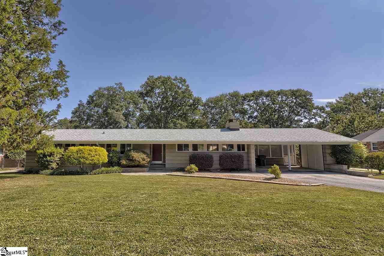 Property image 1 at 6 Burgundy Drive, Greenville, SC 29615