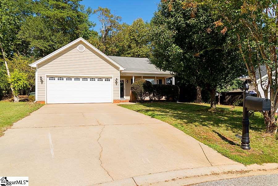Property image 1 at 420 Juniper Leaf Way, Greer, SC 29651-3944