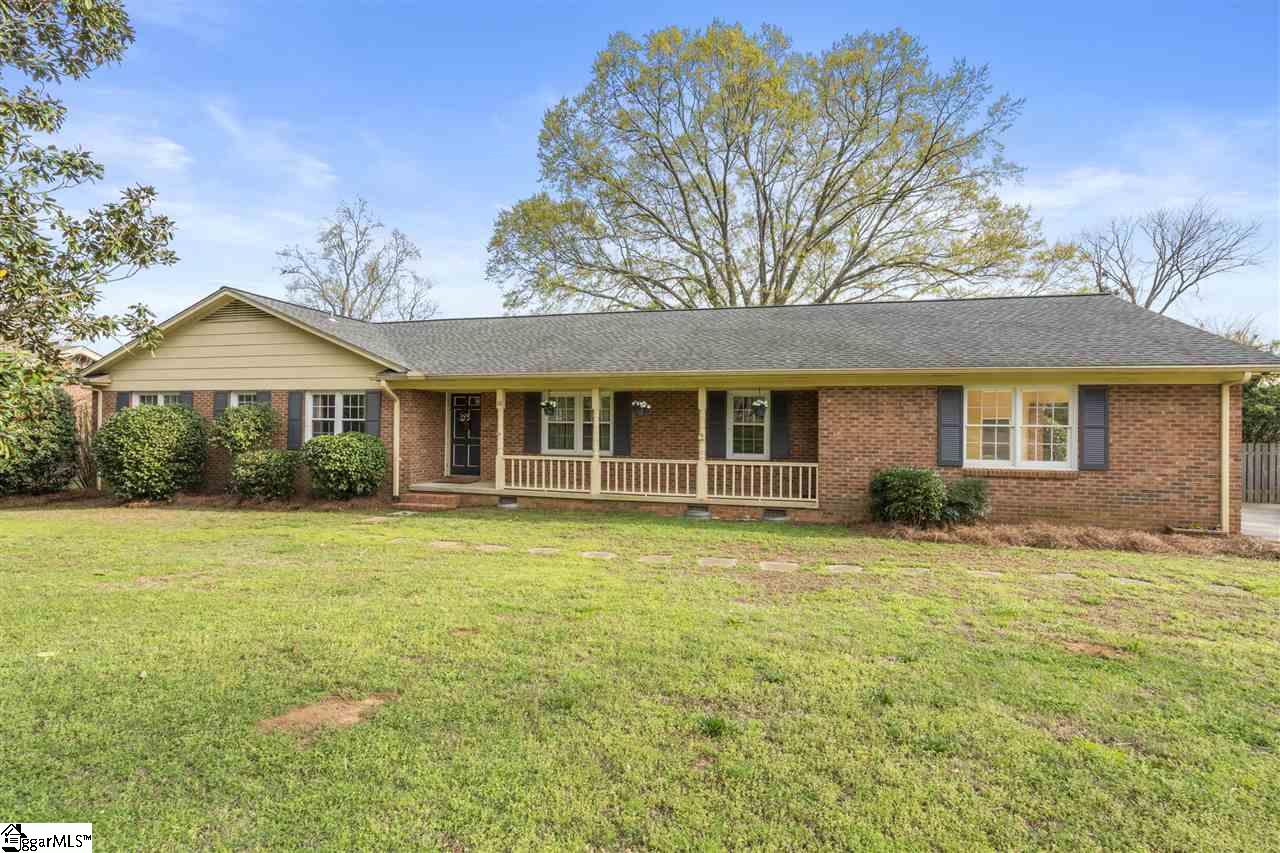 Property image 1 at 112 Sunline Place, Spartanburg, SC 29307