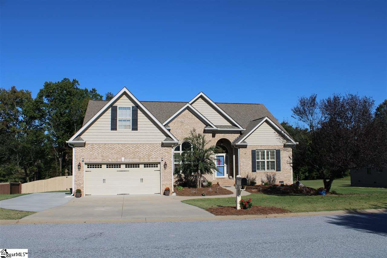 Property image 1 at 120 Fox Farm Way, Greer, SC 24151