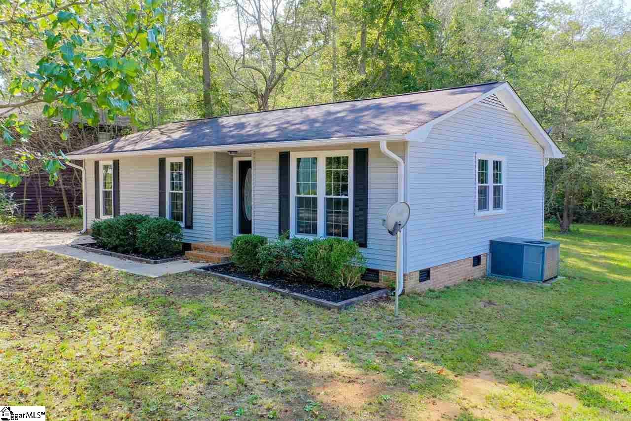 Property image 1 at 10 Ridge Court, Williamston, SC 29697