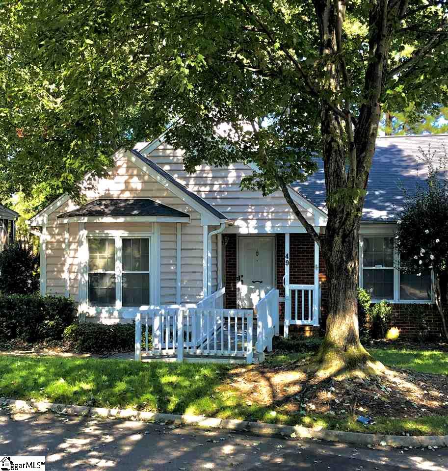 40 Wood Pointe Drive