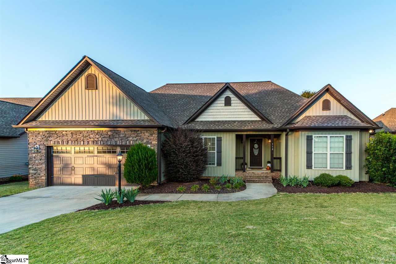 Property image 1 at 318 War Emblem Drive, Boiling Springs, SC 29316-8397