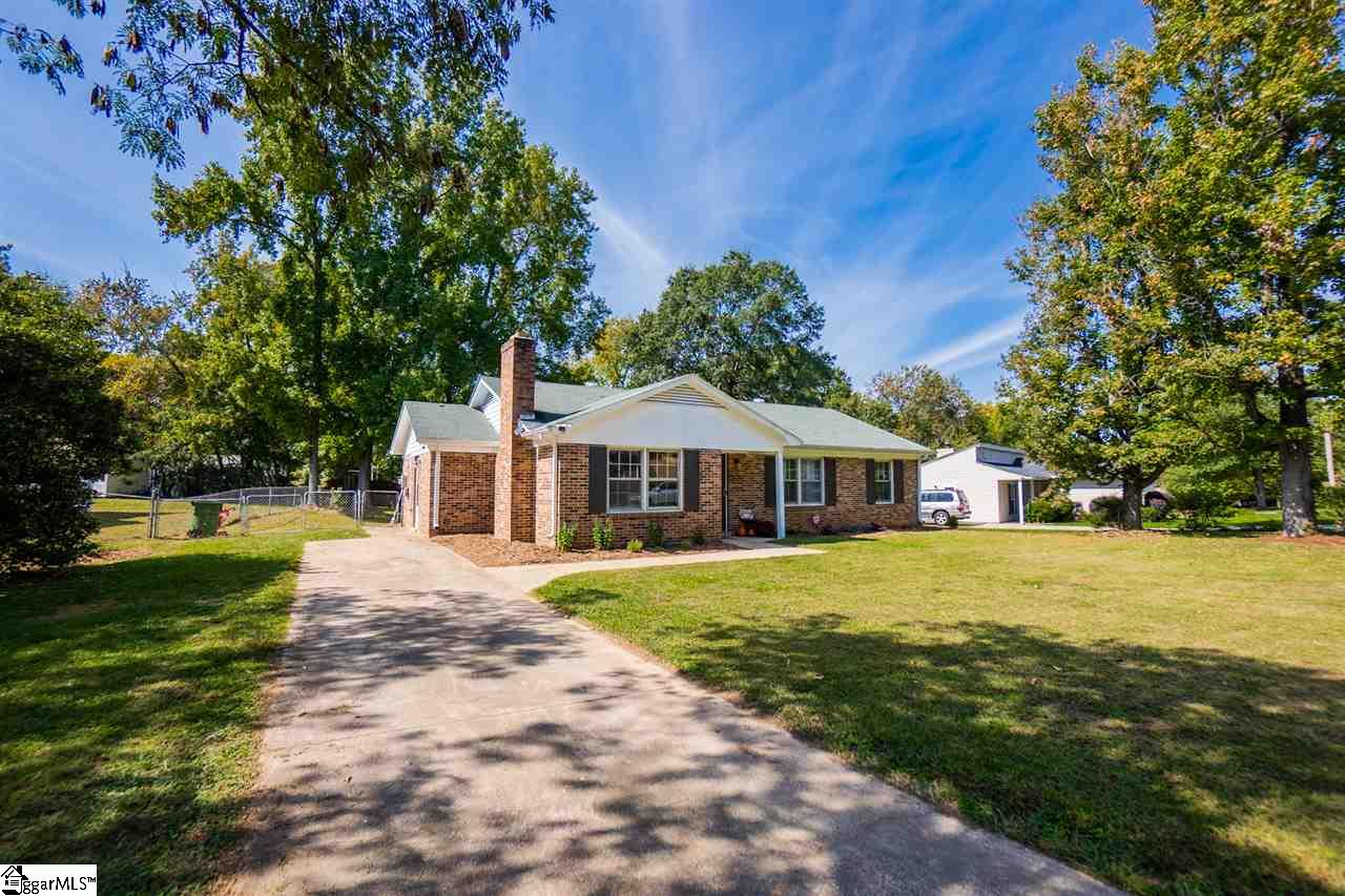 Property image 1 at 112 Sigmon Drive, Mauldin, SC 29662