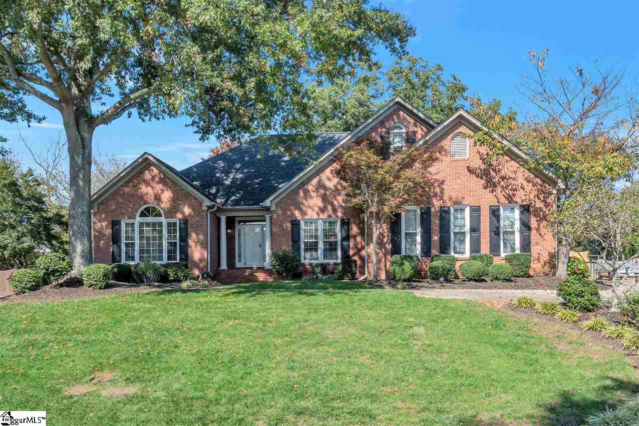 Property image 1 at 6 W Thistle Lane, Greenville, SC 29615