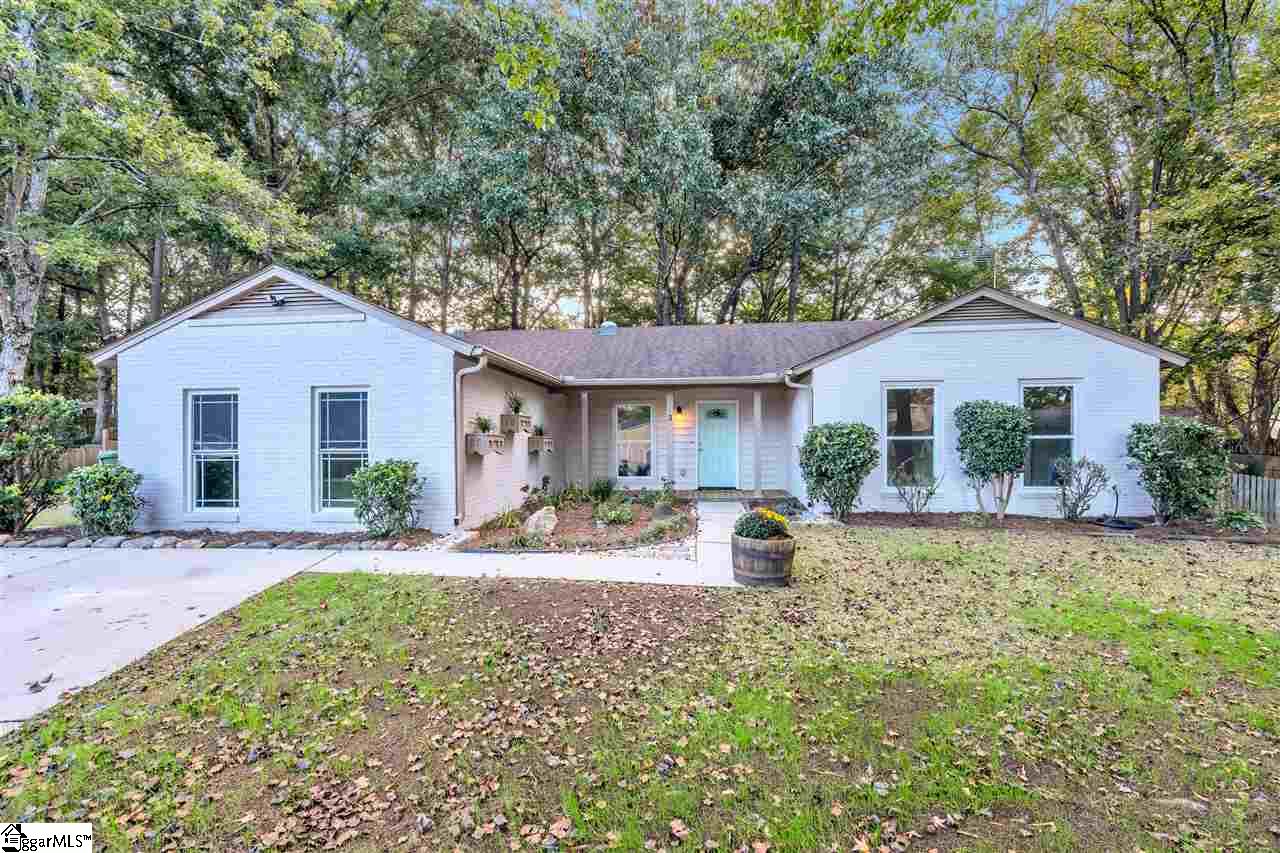 Property image 1 at 3 Dalegrove Court, Greenville, SC 29607