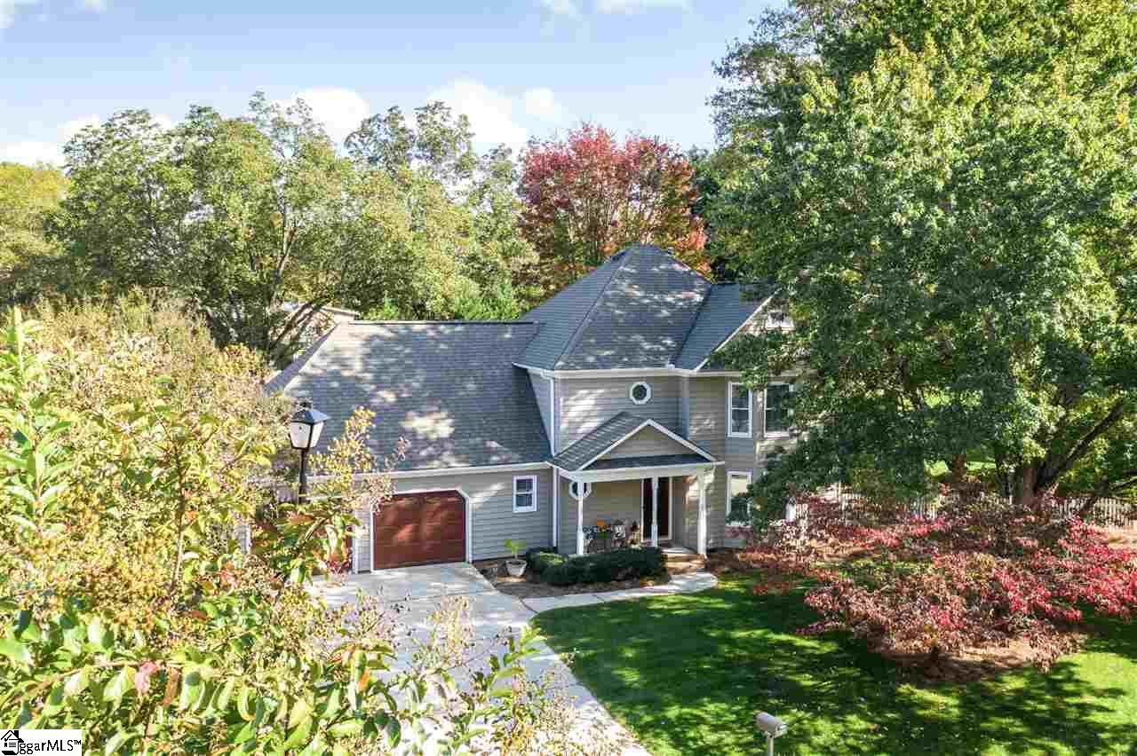 Property image 1 at 6 Creek Lane, Greenville, SC 29607