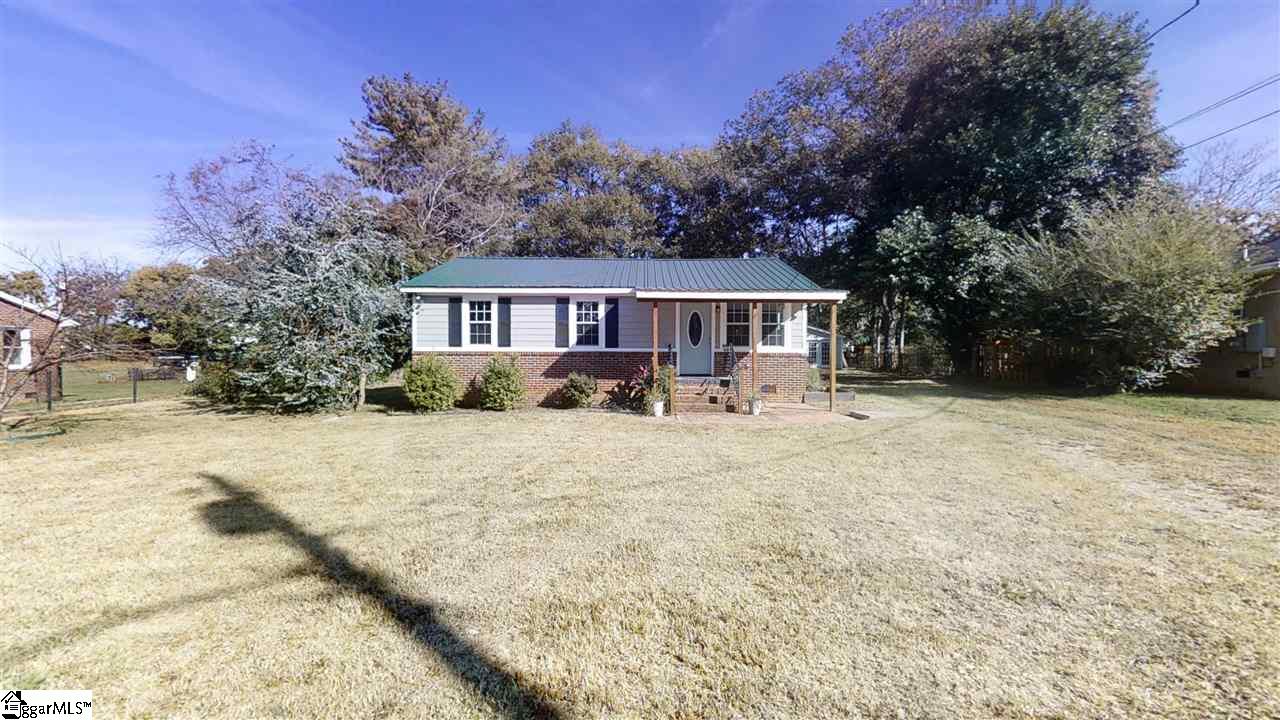 Property image 1 at 3 FAIRLANE Circle, Greenville, SC 29607