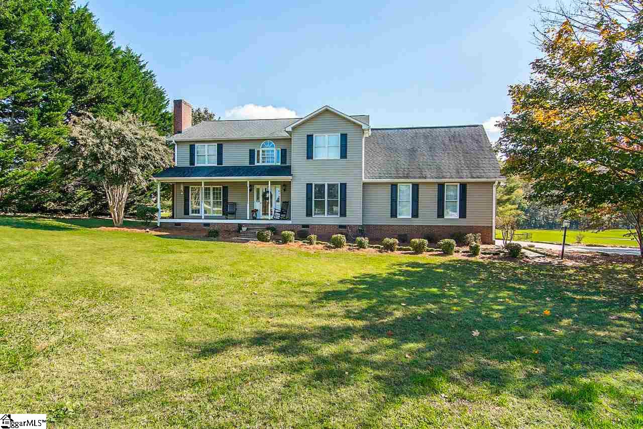 Property image 1 at 3 Carnoustie Court, Campobello, SC 29322