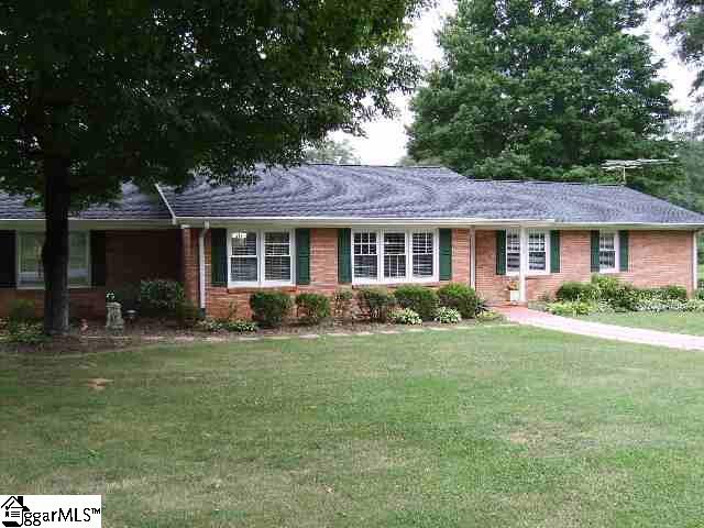 Property image 1 at 5 Covington Road, Greenville, SC 29617
