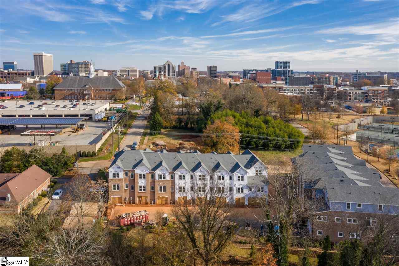 Property image 1 at 204 Mayfield Street, Greenville, SC 29601