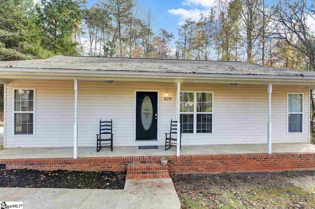 Property image 1 at 609 Sentell Road, Greenville, SC 29611