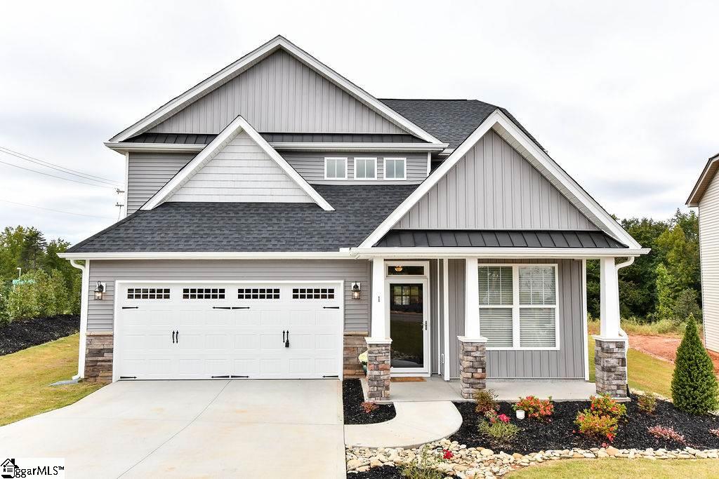 Property image 1 at 1 Mendham Lane, Greer, SC 29650