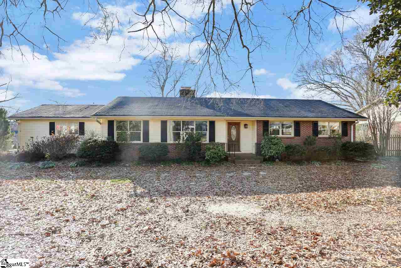 Property image 1 at 116 Sunline Place, Spartanburg, SC 29307