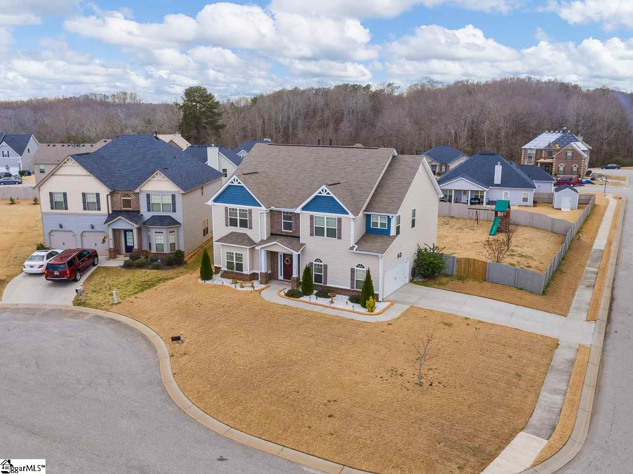 Property image 1 at 700 Heathridge Court, Woodruff, SC 29388