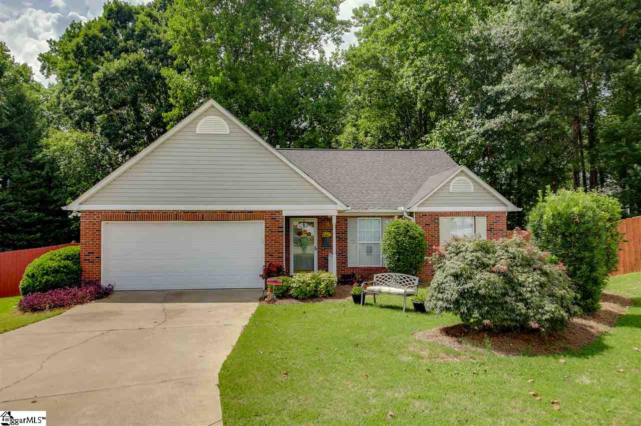 Property image 1 at 15 N Banyan Court, Taylors, SC 29687