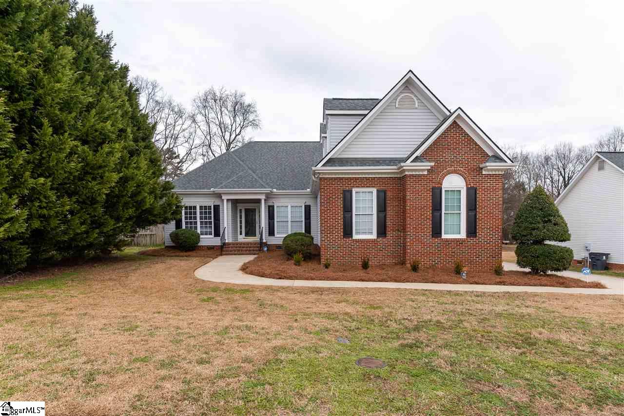 Property image 1 at 5 Alcott Court, Simpsonville, SC 29681