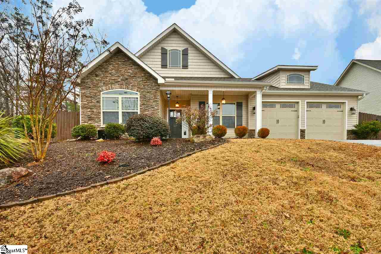 Property image 1 at 10 Gamesford Court, Simpsonville, SC 29680
