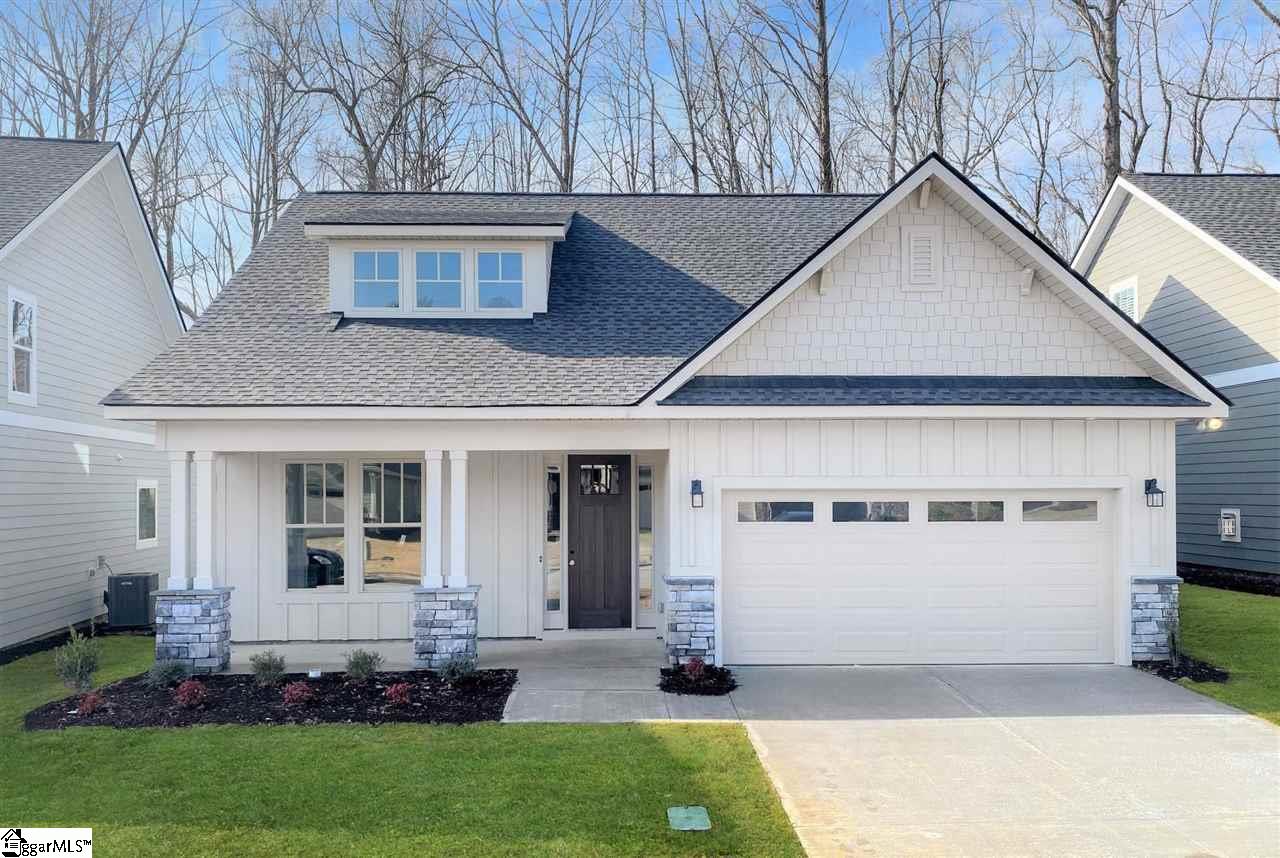 Property image 1 at 11 Cromarty Lane, Simpsonville, SC 29680