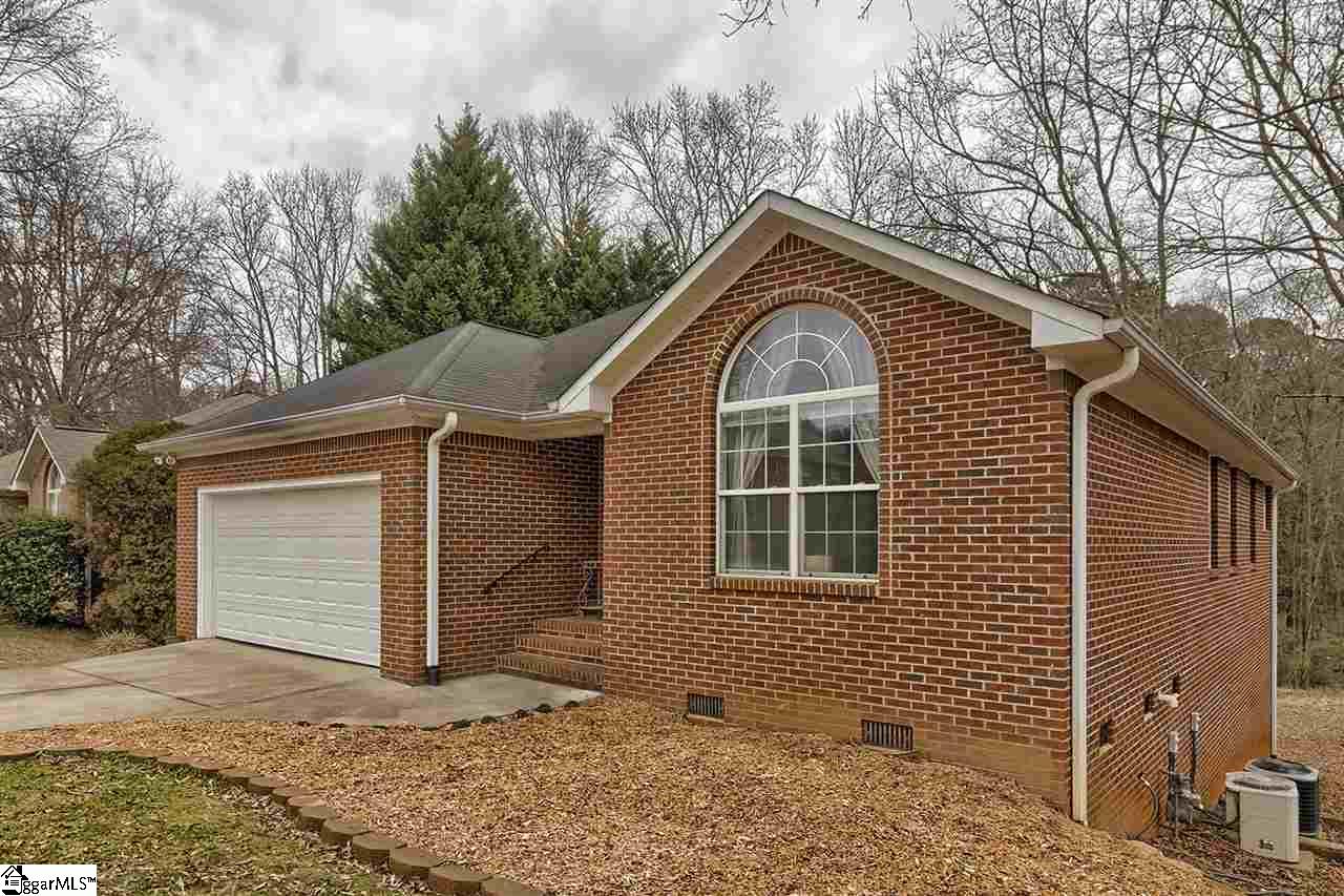 Property image 1 at 113 Woodbridge Court, Anderson, SC 29621