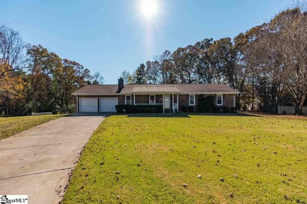 Property image 1 at 1009 Colleton Court, Easley, SC 29642-9336