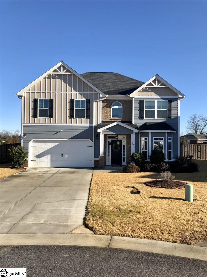 Property image 1 at 205 E Deer Drive, Greenville, SC 29611