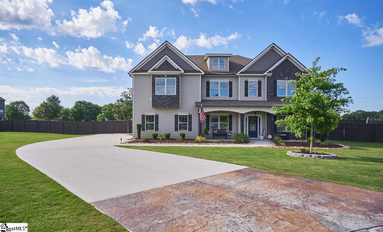 Property image 1 at 19 Sunray Lane, Simpsonville, SC 29681