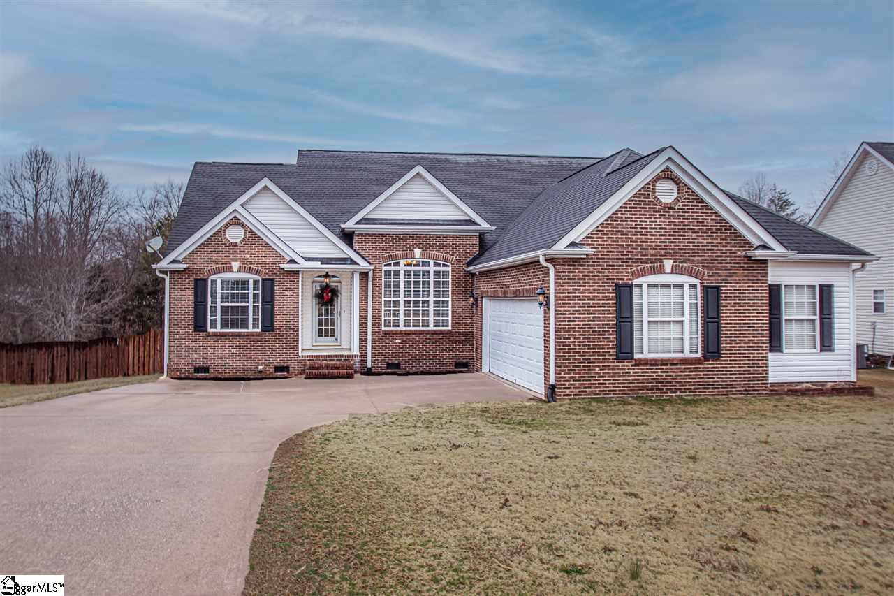 Property image 1 at 404 Winding Brook Court, Greenville, SC 29617