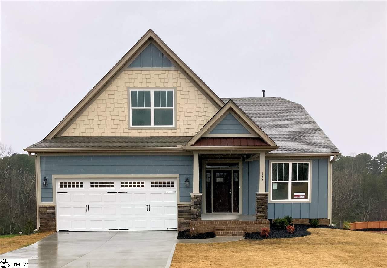 Property image 1 at 123 Ridgefield Lane, Greer, SC 29651