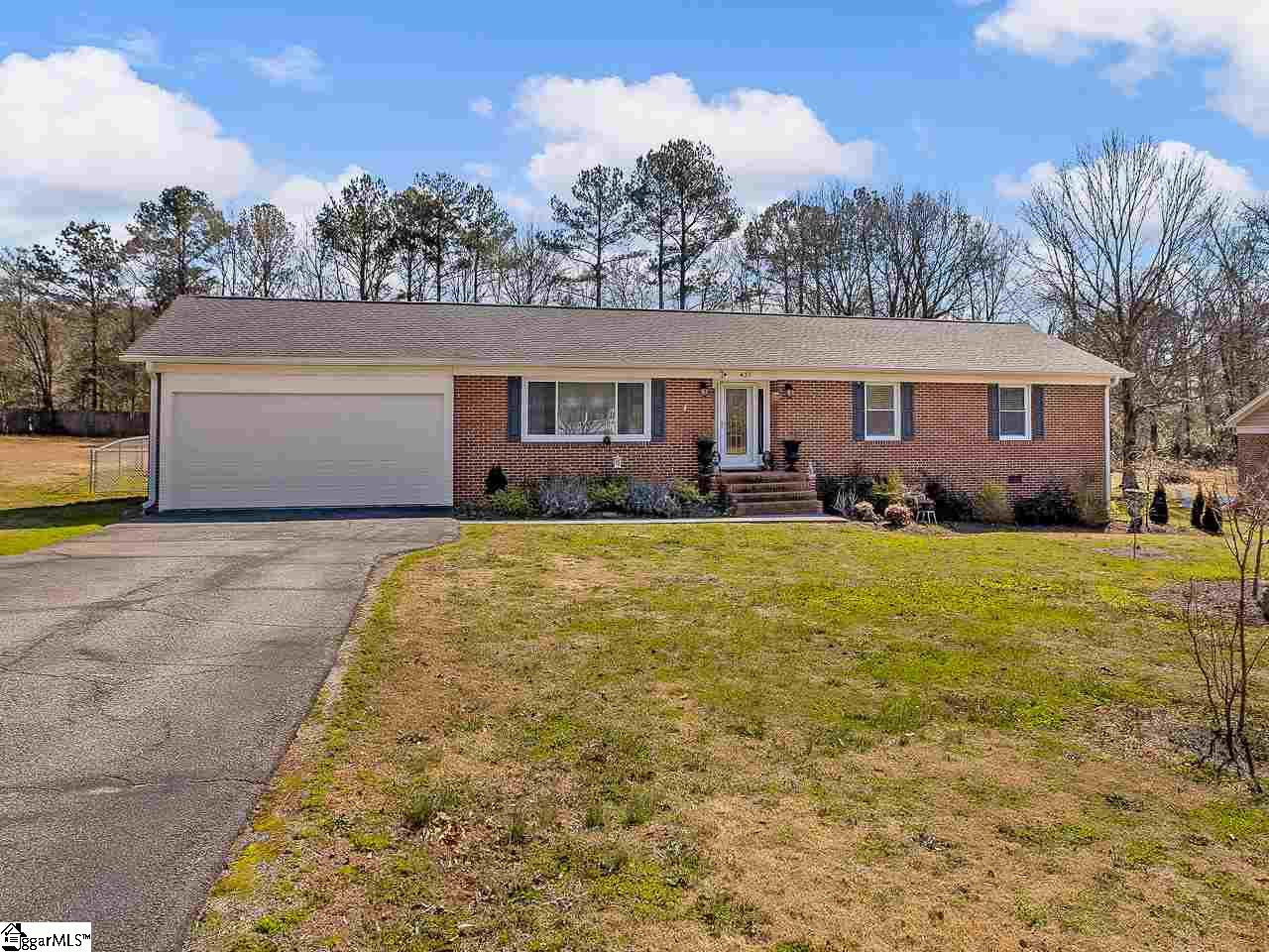 Property image 1 at 437 Royal Oak Drive, Spartanburg, SC 29302-4505