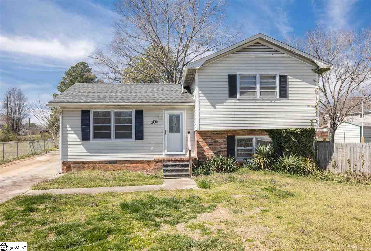 Property image 1 at 206 Newgate Drive, Simpsonville, SC 29681