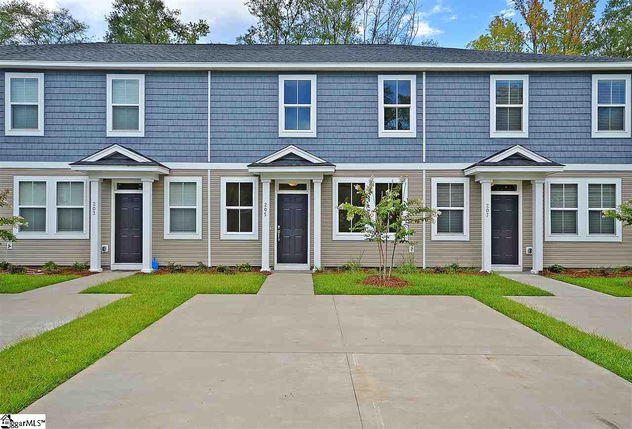 Property image 1 at 140 Valley Creek Drive, Boiling Springs, SC 29316