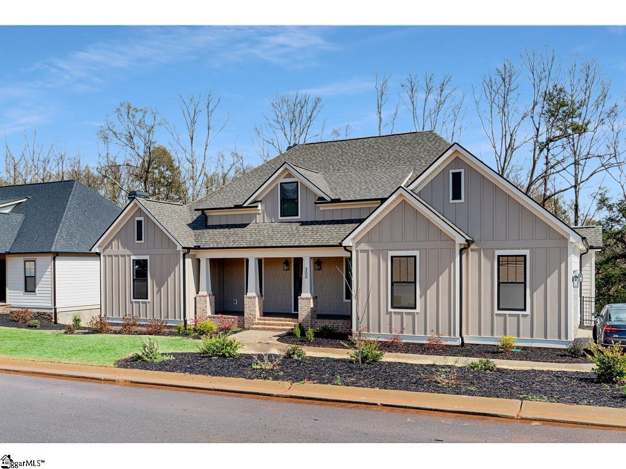 Property image 1 at 300 Braxton Meadow Drive, Simpsonville, SC 29681