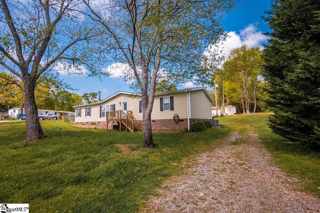 Property image 1 at 201 Helen Drive, Anderson, SC 29696