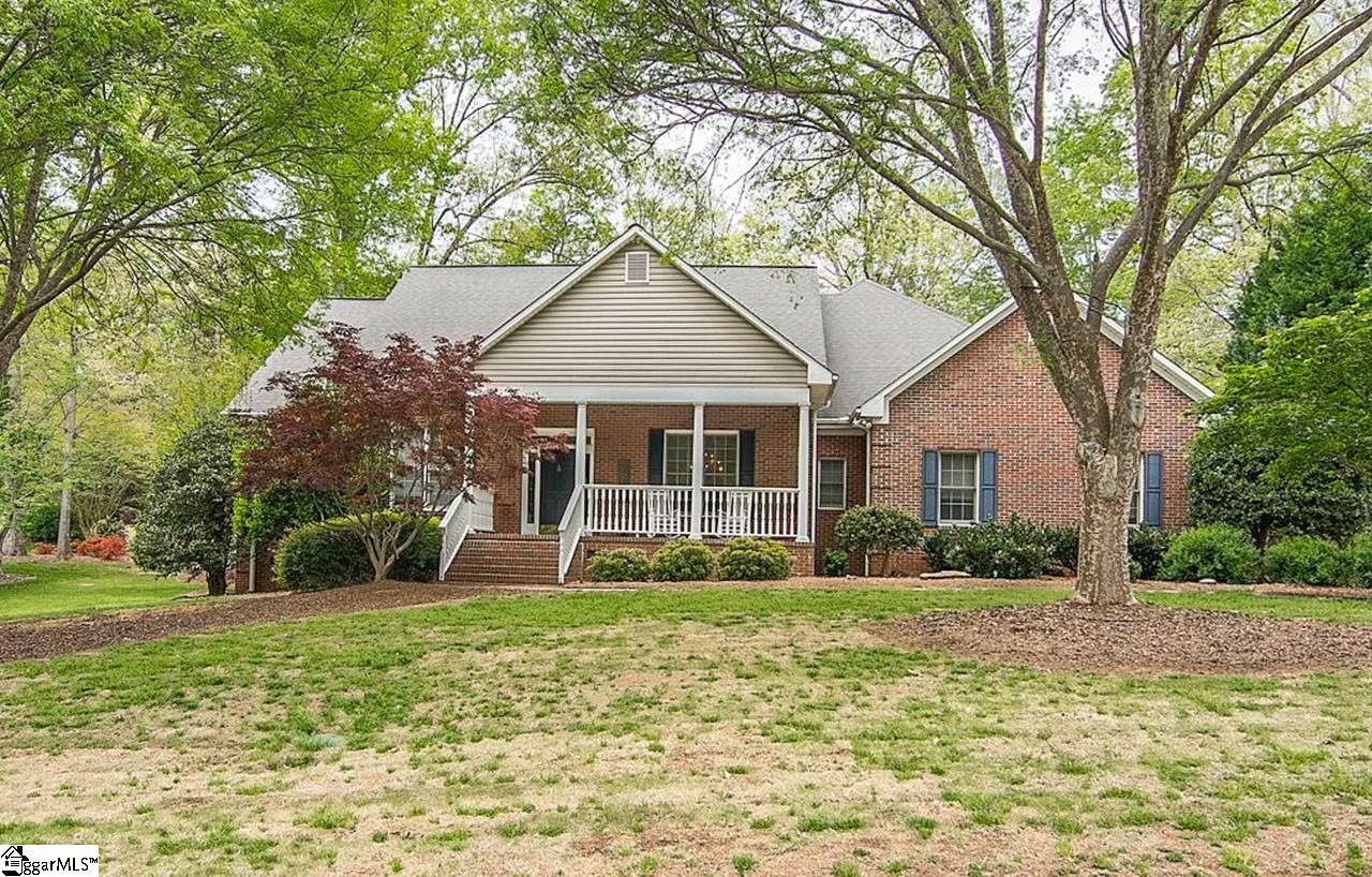 200 Glen Meadows Drive