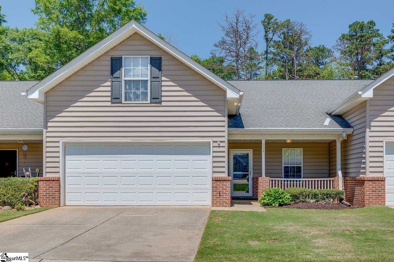 Property image 1 at 204 Discovery Way, Mauldin, SC 29662