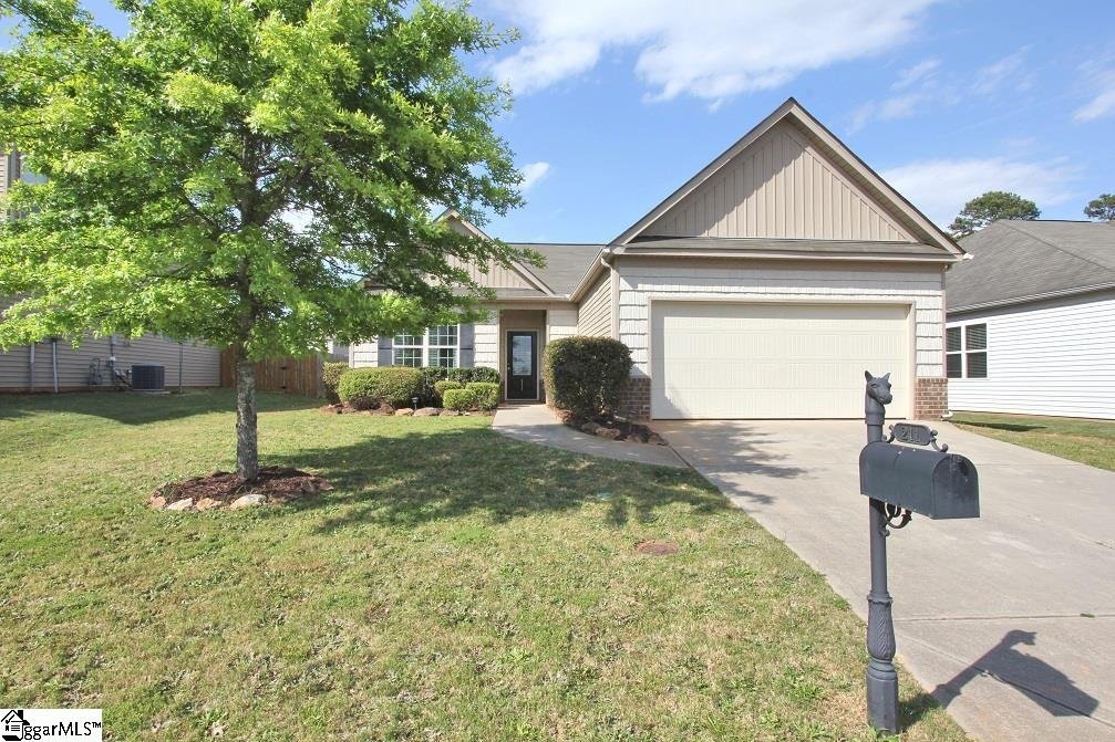 Property image 1 at 211 Hunslet Way, Simpsonville, SC 29680