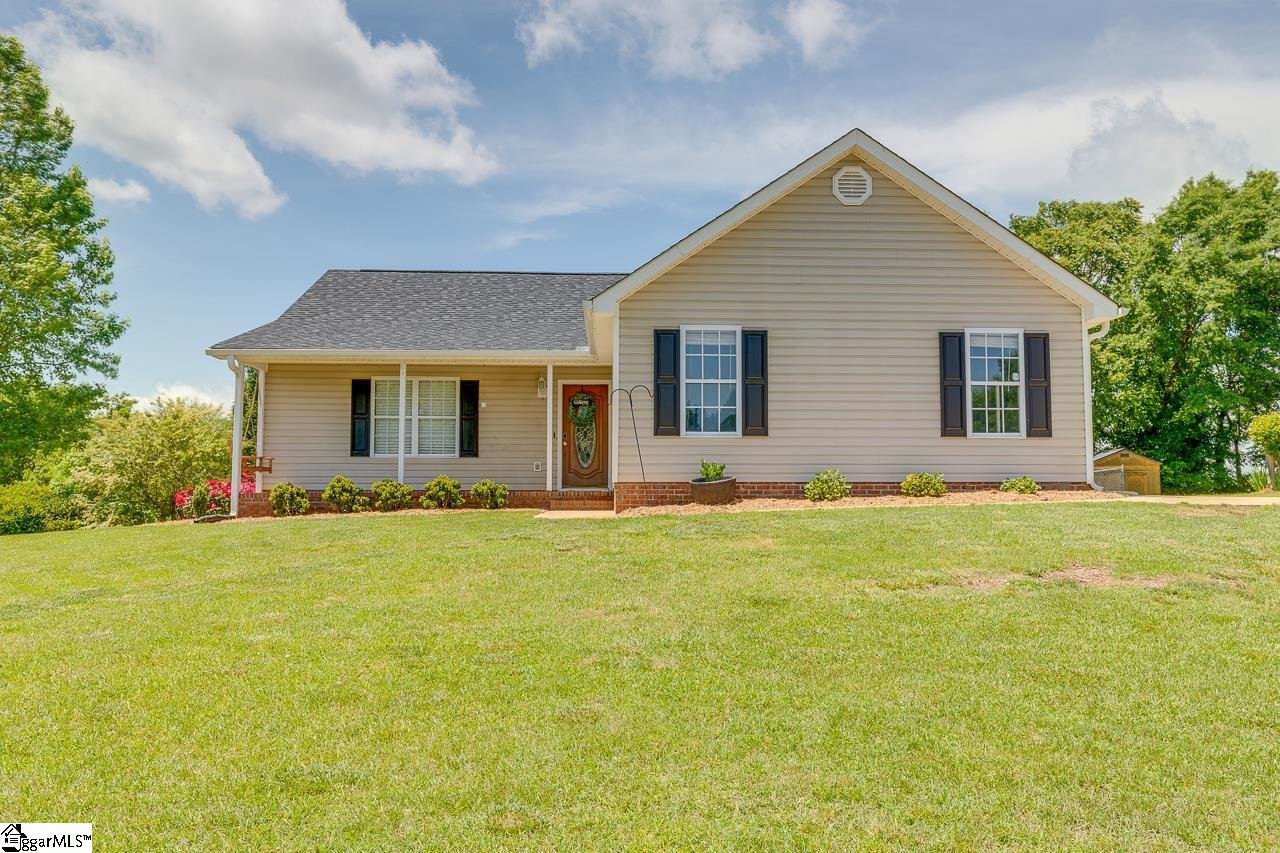 Property image 1 at 117 Meadow Hill Way, Taylors, SC 29687