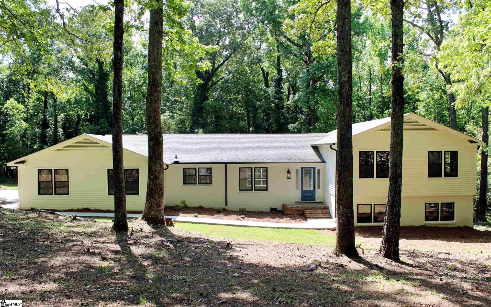 Property image 1 at 35 Carolina Way, Fountain Inn, SC 29644