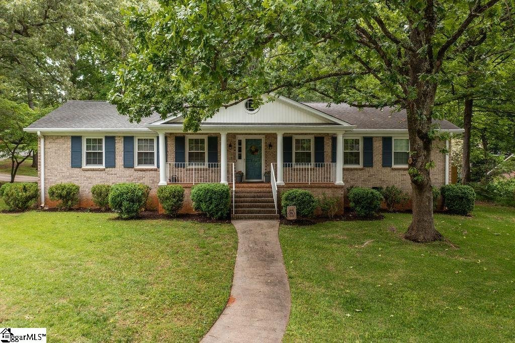 Property image 1 at 104 Winsford Drive, Greenville, SC 29609-2408