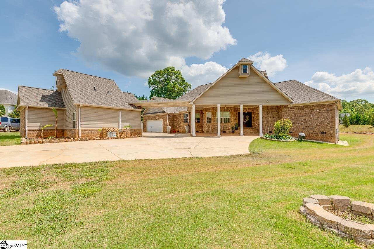 Property image 1 at 307 Forked Oak Way, Fountain Inn, SC 29644