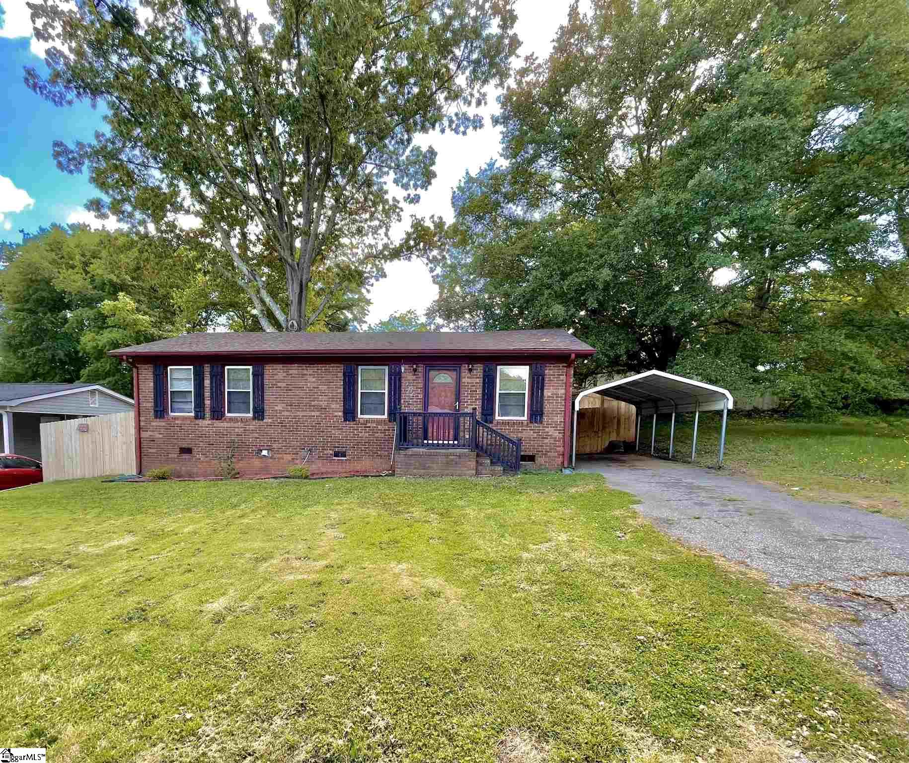 Property image 1 at 204 Mark Street, Easley, SC 29640